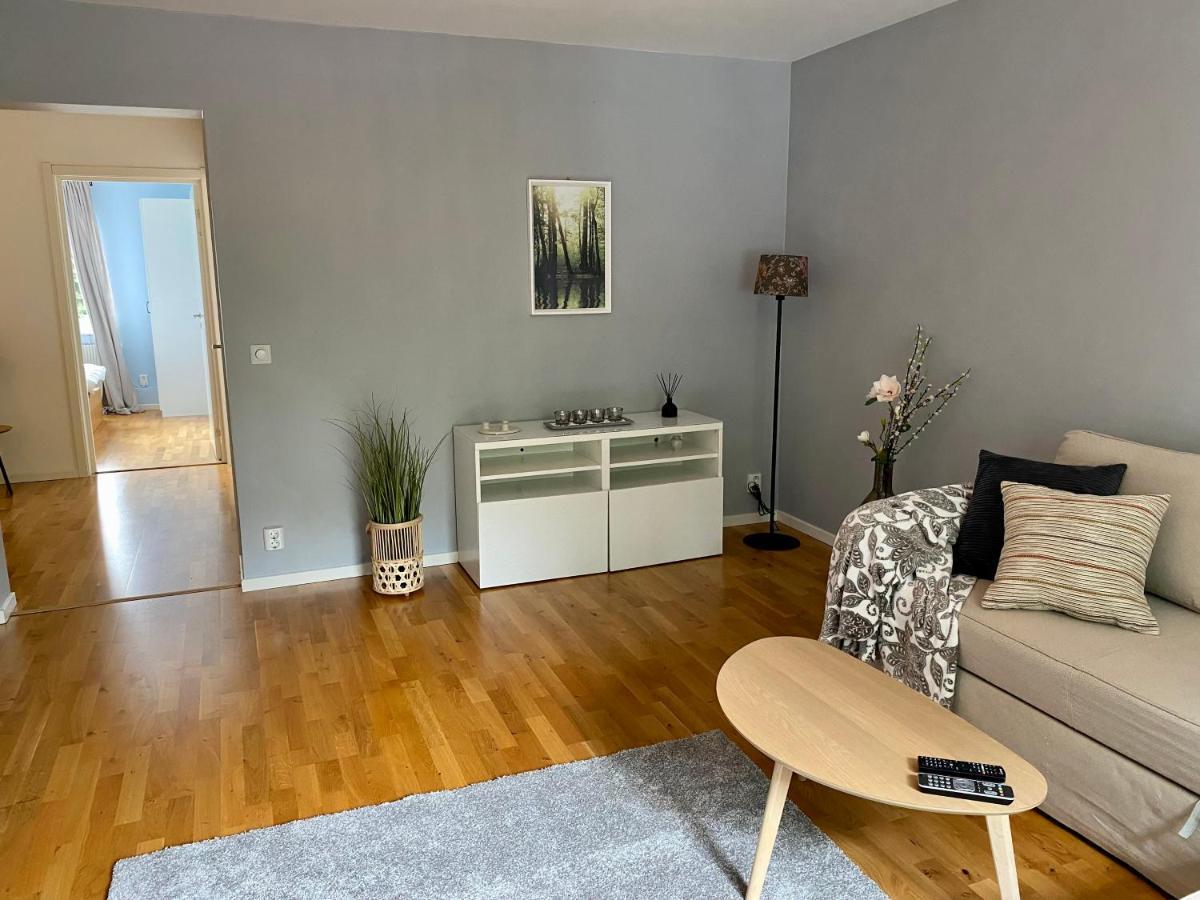 Frasch Och Fin 2:A. Gangavstand Till Stromstads Centrum 외부 사진
